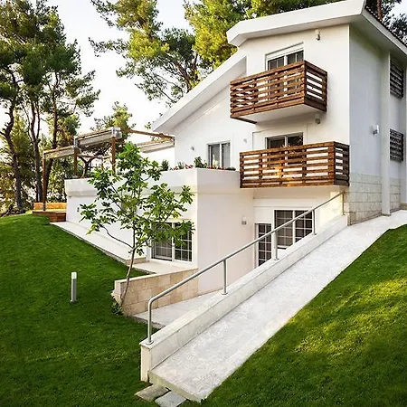 Apartment The White At Sani